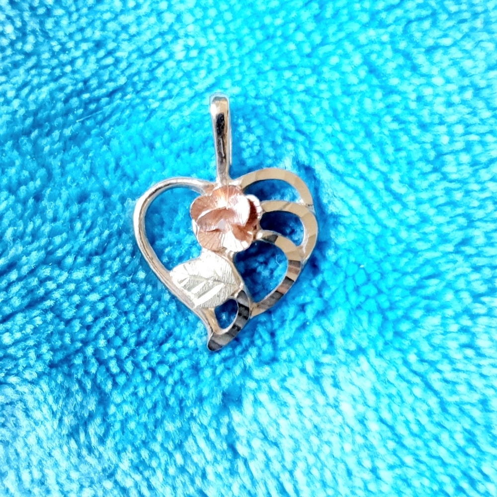 Black Hills Gold Heart Pendant